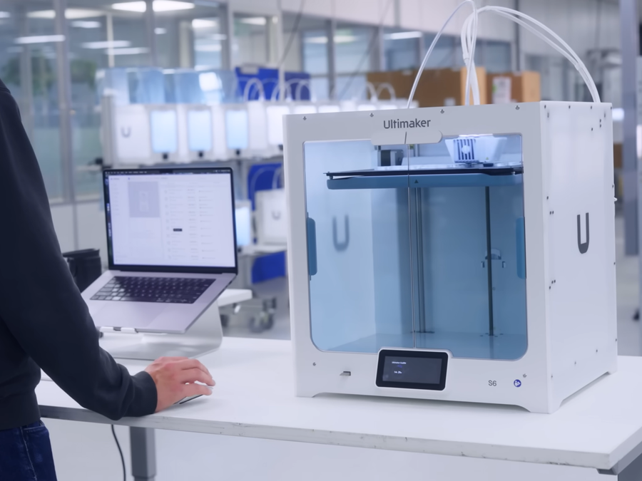 UltiMaker S6 3D Printer Pro Bundle - Flex Build Plate with 3 Year UltiMakerCare Plan