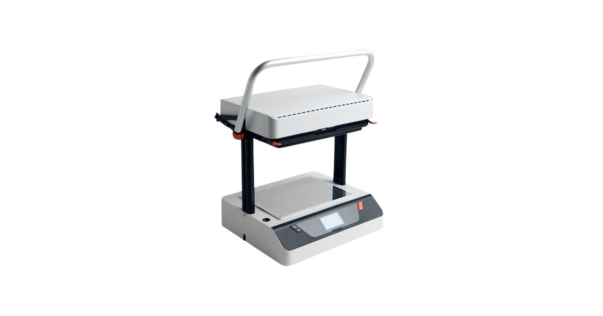 Vaquform DT2 Digital Desktop Vacuum Former | MatterHackers