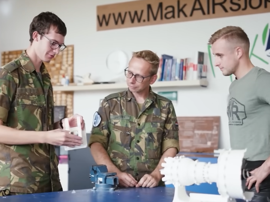 UltiMaker S8 3D Printer with UltiMakerCare Plan (2 Years) - Secured